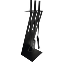 Modernes Kaminbesteck-Set aus schwarzem Stahl, bestehend aus Schaufel, Besen, Schürhaken und einem minimalistischen Ständer.