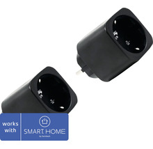 Zwei schwarze intelligente Steckdosen Shelly Plug S. SMART HOME by hornbach Logo.