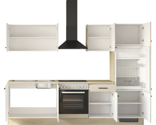 Modulare Küchenzeile mit hellen Fronten und Holzoptik, inklusive Backofen, Kochfeld, Dunstabzugshaube und geöffnetem Kühlschrank.