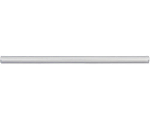 Lange, zylindrische Gardinenstange aus silberfarbenem Metall mit glatter Oberfläche.