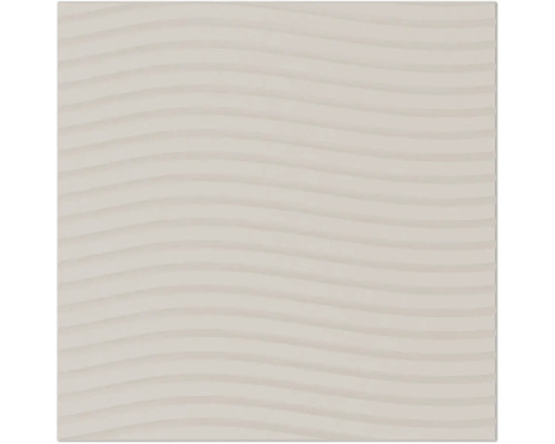 Wandfliese in Beige mit horizontalem Wellenmuster.
