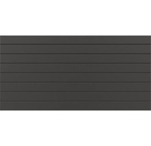 Dunkelgraue Wandverkleidung mit horizontalen Rillen im Lamellendesign.
