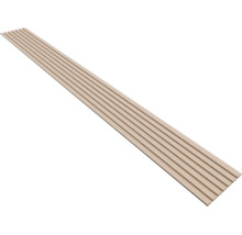 Geriffeltes Paneel aus Holz-Kunststoff-Verbundwerkstoff in Beige für Fassade oder Terrasse.