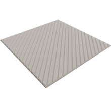Quadratische Terrassenplatte mit diagonal geriffelter Oberfläche.