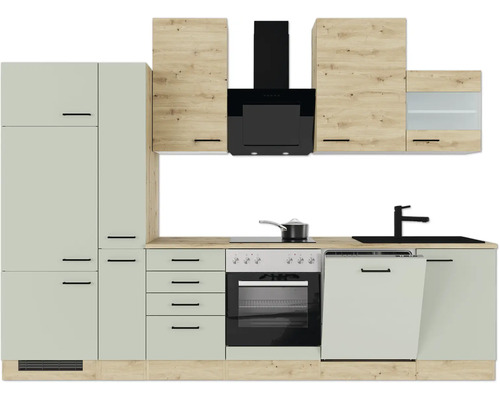 Einbauküche mit hellgrünen Fronten und Elementen in Holzoptik, inklusive Backofen, Dunstabzugshaube, Kochfeld, Spüle und Geschirrspüler.