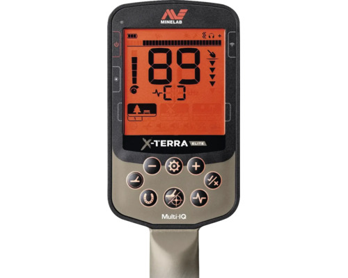 Bedien- und Anzeigeeinheit des Minelab X-TERRA Elite Metalldetektors mit Display, Funktionssymbolen und Bedientasten. Minelab Logo.