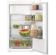 Bosch Einbaukühlschrank mit MultiBox XXL für Obst und Gemüse und CoolAirflow System für gleichmäßige Kühlung.