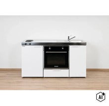 Stengel Miniküche mit Edelstahl-Arbeitsplatte, zwei Kochplatten, Spüle mit Armatur und integriertem Backofen. (Image AI modified or generated)