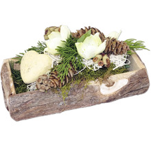 Dekoratives Holztablett als Tischschmuck mit Zapfen Moos und Herzfigur für eine herbstliche oder winterliche Raumdekoration