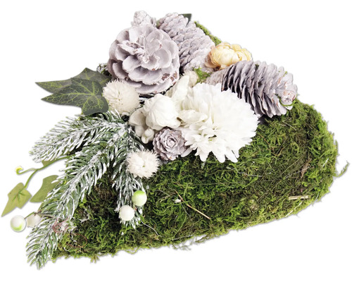 Dekoratives Herz mit Moos Zapfen Kunstblumen und Tannenzweigen als Winter oder Grabschmuck