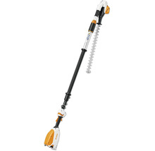 Stihl Heckenschneider mit Teleskopschaft zum Schneiden von hohen Hecken und Sträuchern.