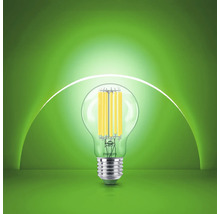 Philips LED Filament Glühbirne mit E27 Sockel in klassischer Form für eine energieeffiziente Beleuchtung.