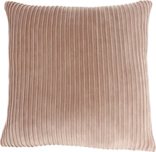 Quadratisches Kissen mit gerippter Oberfläche und feiner Textur als Wohnaccessoire