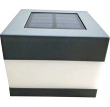 Quadratische Solarleuchte mit Solarmodul auf der Oberseite für die Außenbeleuchtung