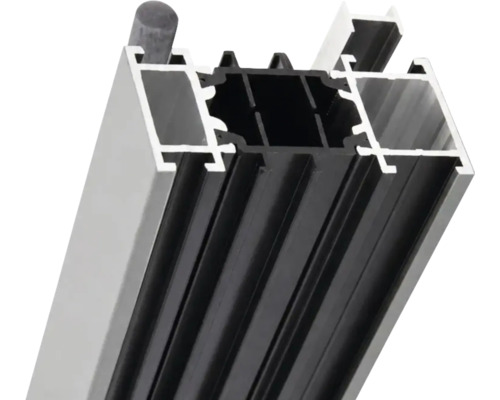 Aluminiumprofil für Fenster- oder Türrahmen mit thermischer Trennung im Querschnitt