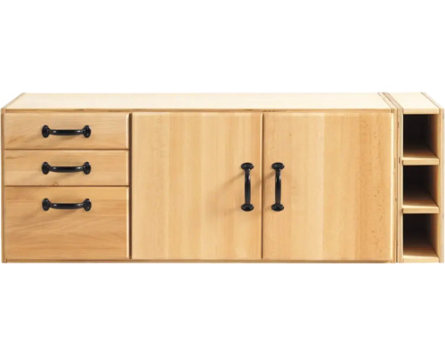 Sideboard aus Holz mit drei Schubladen, zwei Flügeltüren und einem offenen Regal mit drei Fächern, ausgestattet mit Metallgriffen.
