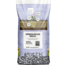 Sack mit mineralischem Diabas Mulch in graugruen, Koernung 8 bis 16 Millimeter, Gewicht 25 Kilogramm fuer Stauden und Gehloeze.