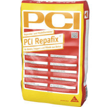 Sack mit PCI Repafix Reparatur- und Modelliermörtel für Betonflächen innen und außen.