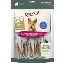 DOKAS getrocknete Kaninchenohren als Hundesnack in der Verpackung.
