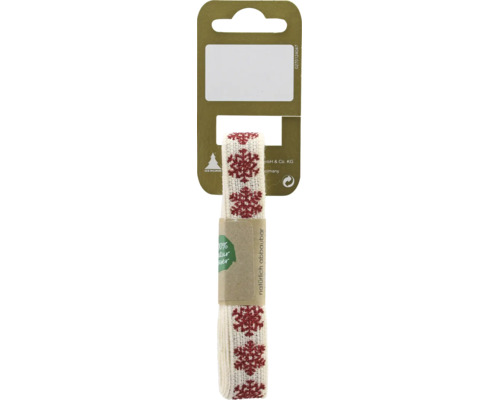 Dekoratives Geschenkband aus Naturfaser mit Schneeflockenmotiv auf einer Hängekarte