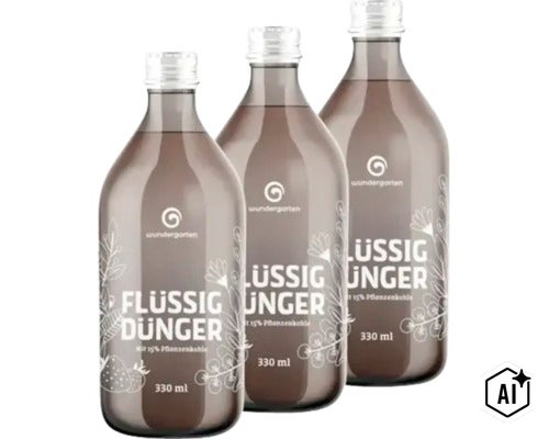 Drei Flaschen Wundergarten Flüssigdünger mit 15 Prozent Pflanzenkohle, Inhalt je 330 Milliliter. (Image AI modified or generated)