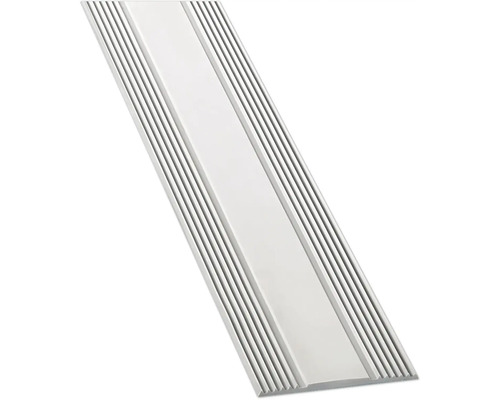Treppenprofil aus Aluminium mit gerillter Oberfläche für Trittstufen