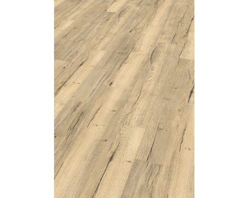 Verlegter Laminatboden in Holzoptik