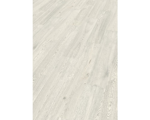 Heller Holzbodenbelag mit Maserung