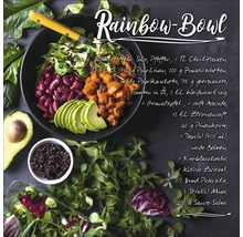 Draufsicht auf eine Rainbow Bowl mit Avocado, Kidneybohnen, Süßkartoffeln und Feldsalat