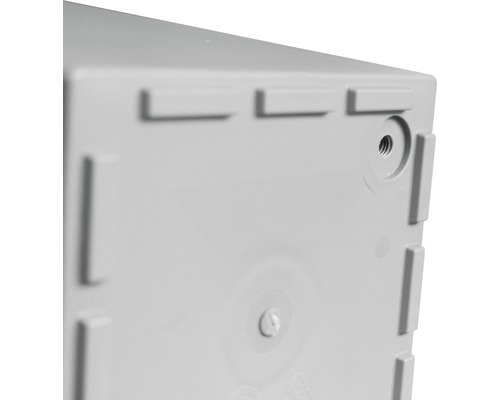 Detailansicht einer Anschlussdose aus Kunststoff