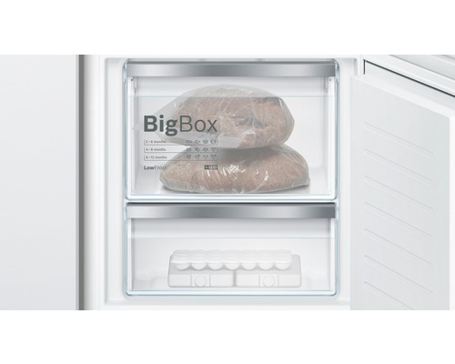 Gefrierschrank mit BigBox und Lebensmitteln