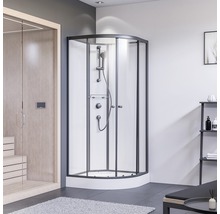 Eckdusche mit Duscharmatur in einem Badezimmer