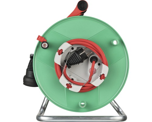 Kabeltrommel mit rotem Kabel und Stecker