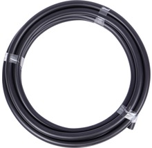Schwarzer Bewässerungsschlauch in Ringform