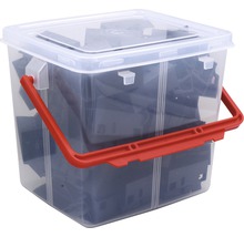 Transparenter Behälter mit Deckel und rotem Griff gefüllt mit verschiedenen Artikeln