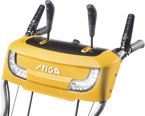 Stiga Logo auf einer Schneefräse