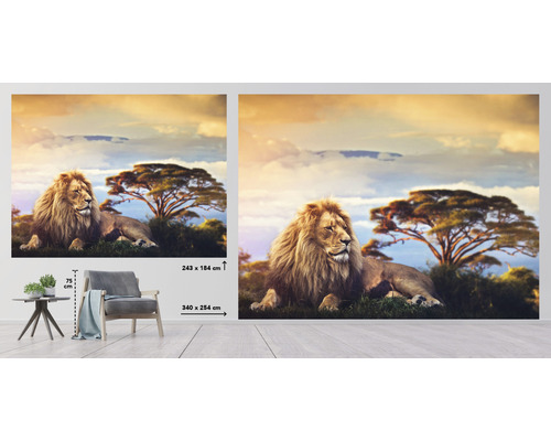 Wandbild mit Löwe vor Baumlandschaft, in zwei Größen
