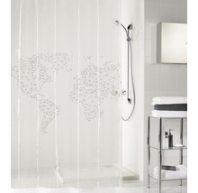 Duschvorhang mit Weltkartendesign in einem hellen Badezimmer.