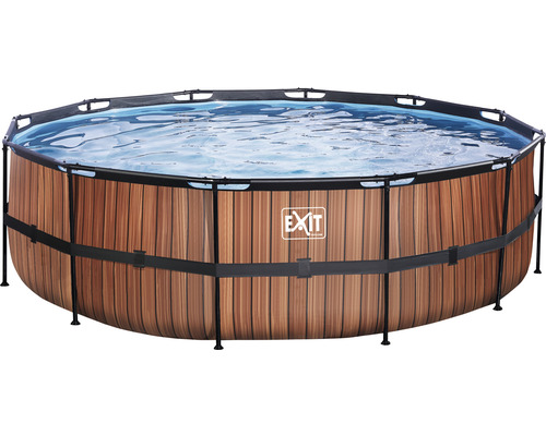 Aufstellpool mit Holzverkleidung und Wasser