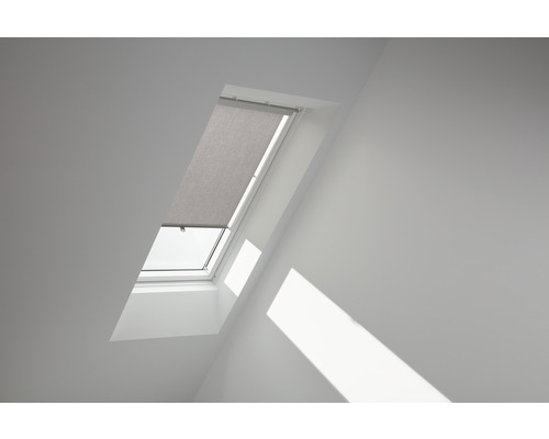 Velux Rollo mit Haltekrallen manuell uni grau RHL Y30 4161 Dachfenster mit Rollo zur Verdunkelung
