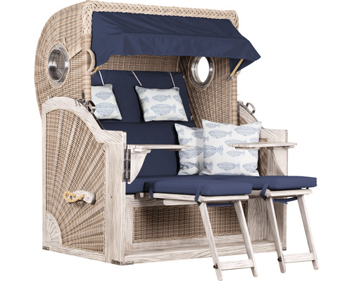 Strandkorb aus Rattan mit blauem Stoffdach, Polsterung und Fußstützen