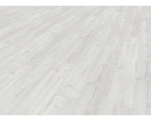 Heller Laminatboden mit Holzoptik