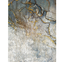 Dekoratives Wandpaneel mit abstraktem Marmormuster und goldenen Akzenten.