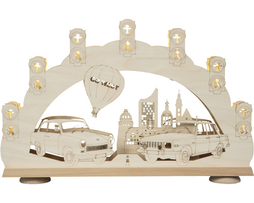 Lichterbogen mit Stadtmotiv, Trabant und Wartburg aus Holz