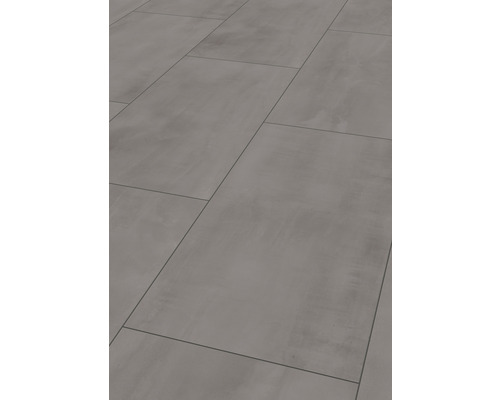 Verlegte Bodenfliesen im Innenbereich