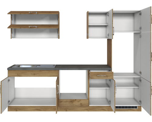 Küchenzeile mit Spüle, Arbeitsplatte und Schränken