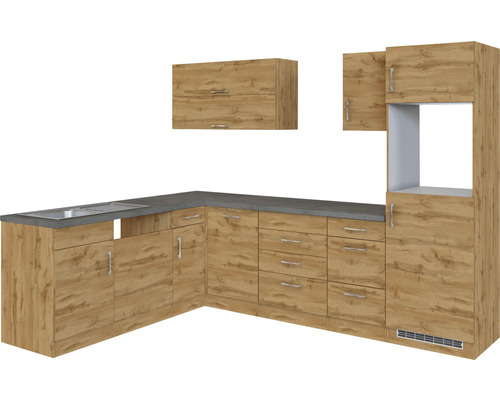 Komplette Küche mit Spüle, Unterschränken, Schubladen und Hängeschränken im Holzdesign