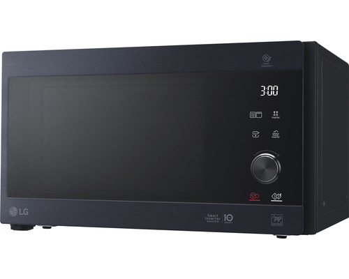 Mikrowelle mit Display und verschiedenen Funktionen