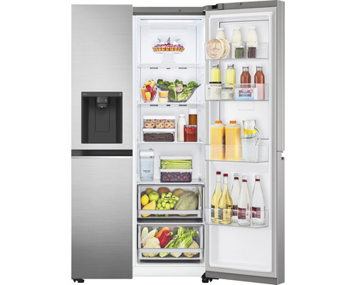 Geöffneter Side-by-Side Kühlschrank mit Lebensmitteln