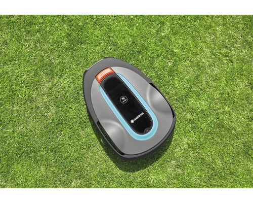 Gardena Mähroboter auf Rasen